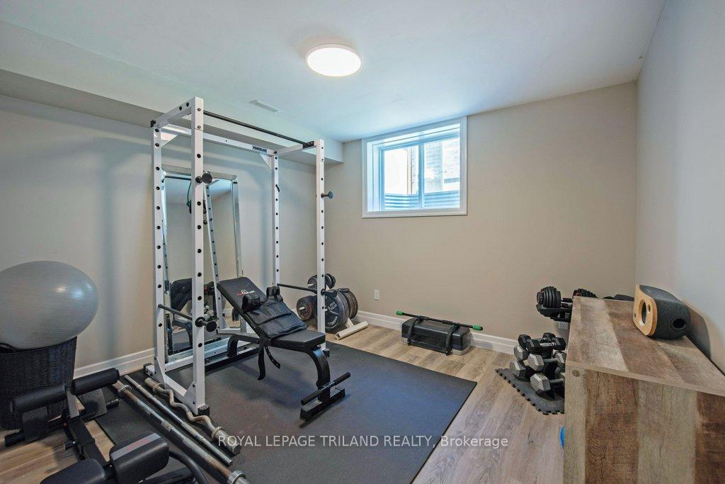 Photo 33 of 178 Gilmour Drive, Lucan Biddulph, Lucan — HOMEH