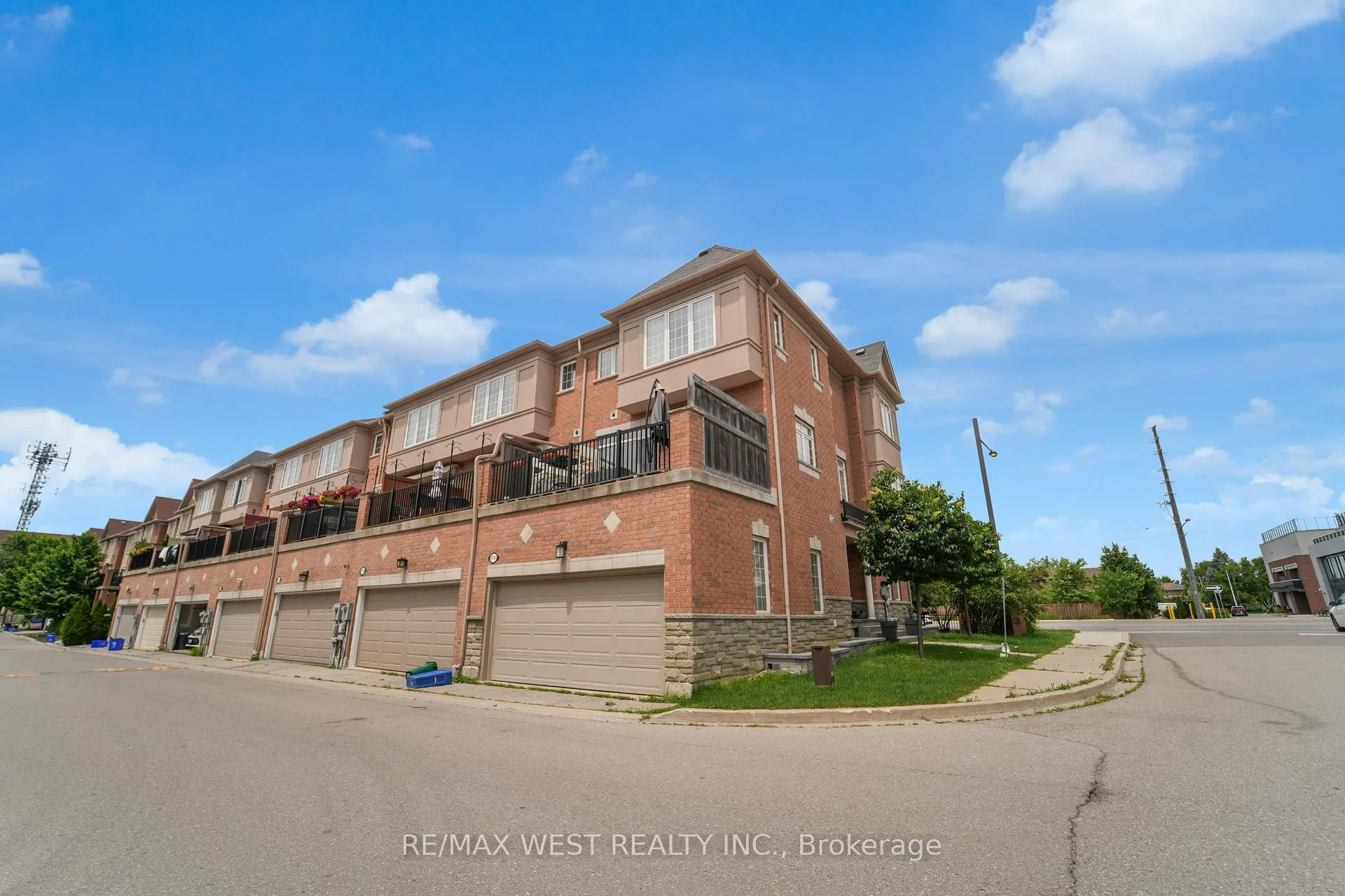 Photo 2 of 4753 Highway 7, Vaughan, East Woodbridge — HOMEH