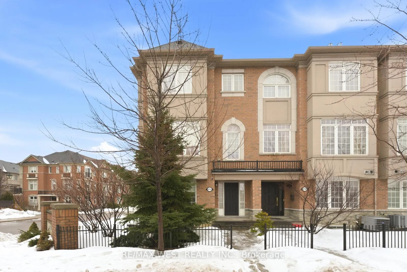 Photo 5 of 4753 Highway 7, Vaughan, East Woodbridge — HOMEH