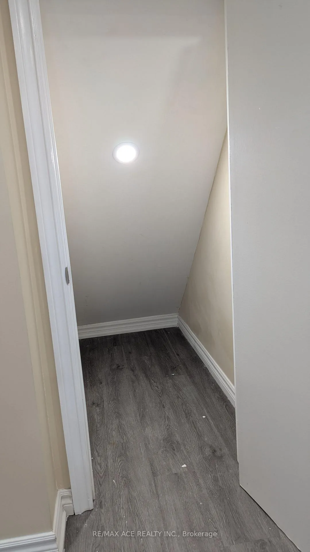 Photo 13 of Unit Bsmt, 106 Kirby Crescent, Whitby, Blue Grass Meadows — HOMEH