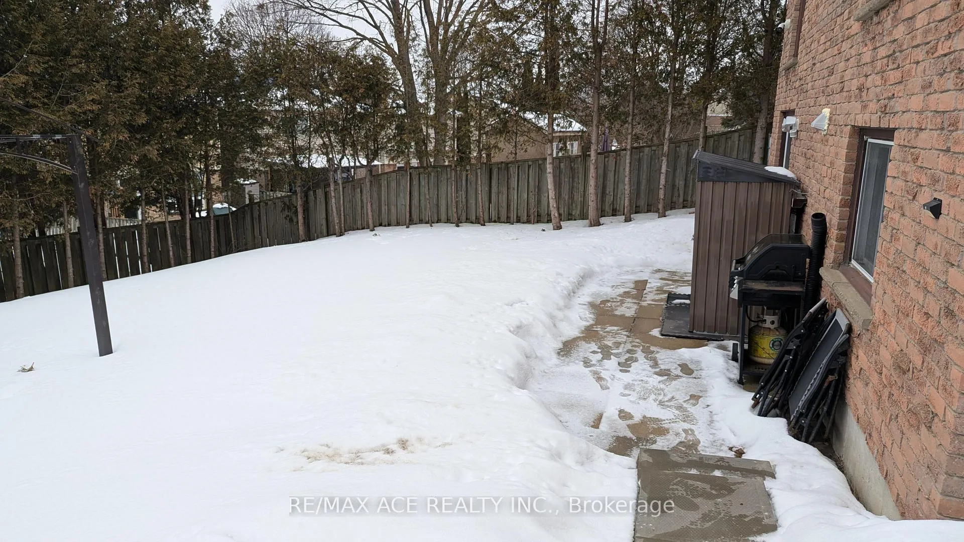 Photo 16 of Unit Bsmt, 106 Kirby Crescent, Whitby, Blue Grass Meadows — HOMEH
