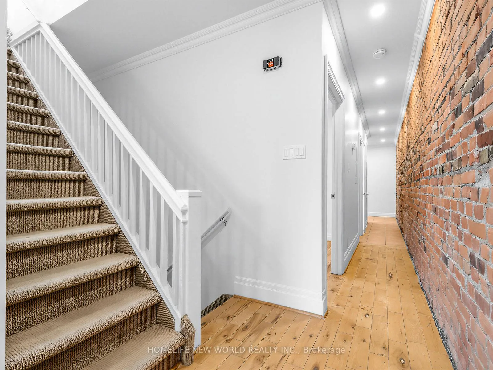 Photo 12 of Unit Upper, 1005 Bathurst Street, Toronto, The Annex — HOMEH