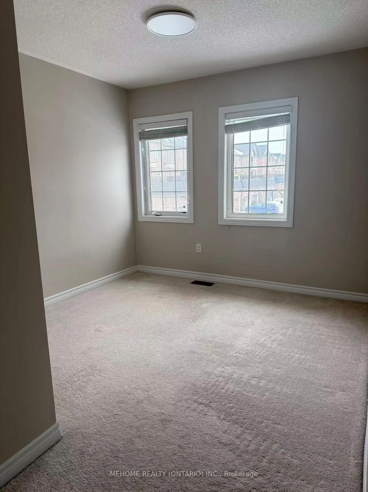 Photo 7 of 22 Memon Place, Markham, Wismer — HOMEH