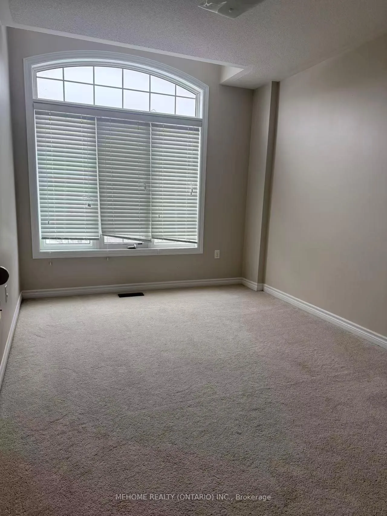 Photo 8 of 22 Memon Place, Markham, Wismer — HOMEH