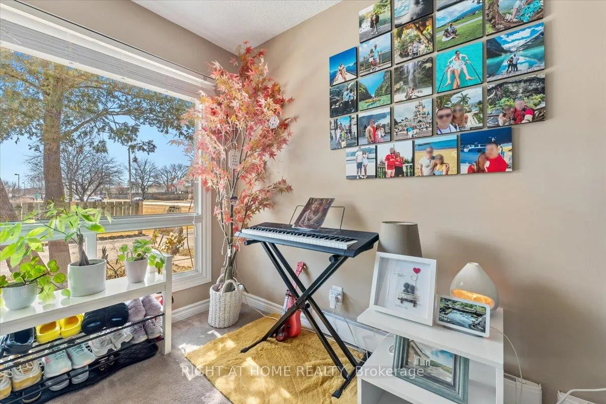 Photo 9 of Unit 11, 8646 Willoughby Drive, Niagara Falls, Chippawa — HOMEH