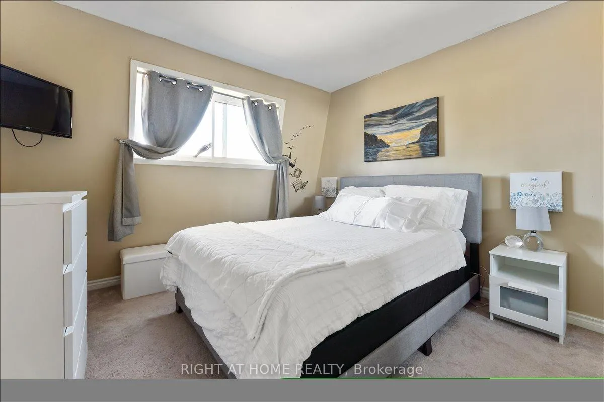 Photo 17 of Unit 11, 8646 Willoughby Drive, Niagara Falls, Chippawa — HOMEH