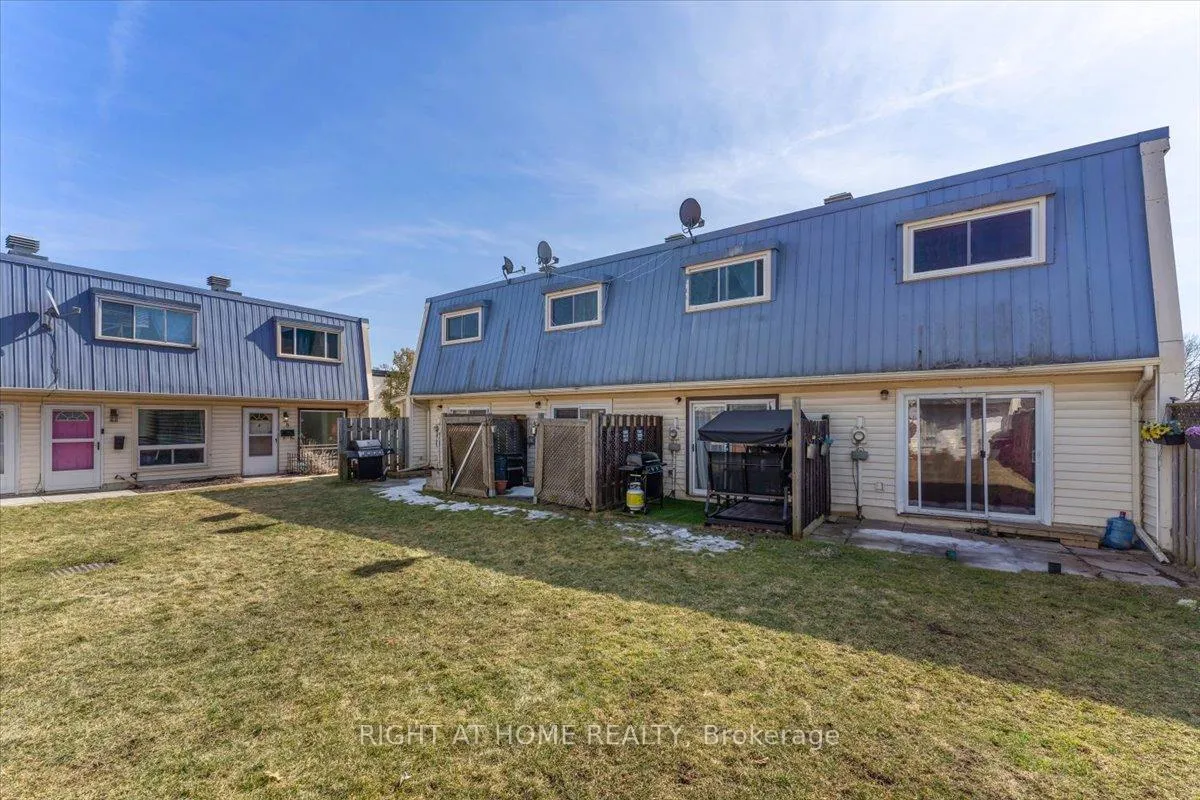 Photo 28 of Unit 11, 8646 Willoughby Drive, Niagara Falls, Chippawa — HOMEH
