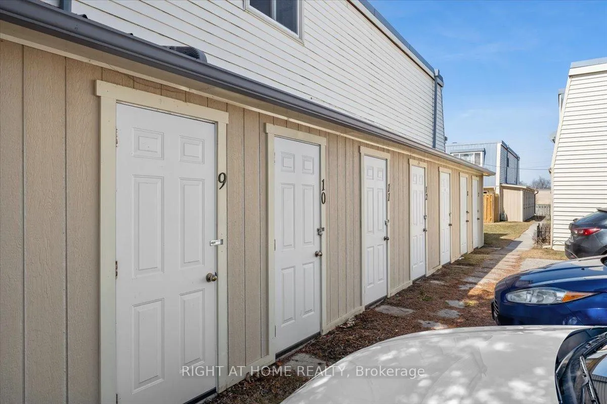 Photo 31 of Unit 11, 8646 Willoughby Drive, Niagara Falls, Chippawa — HOMEH