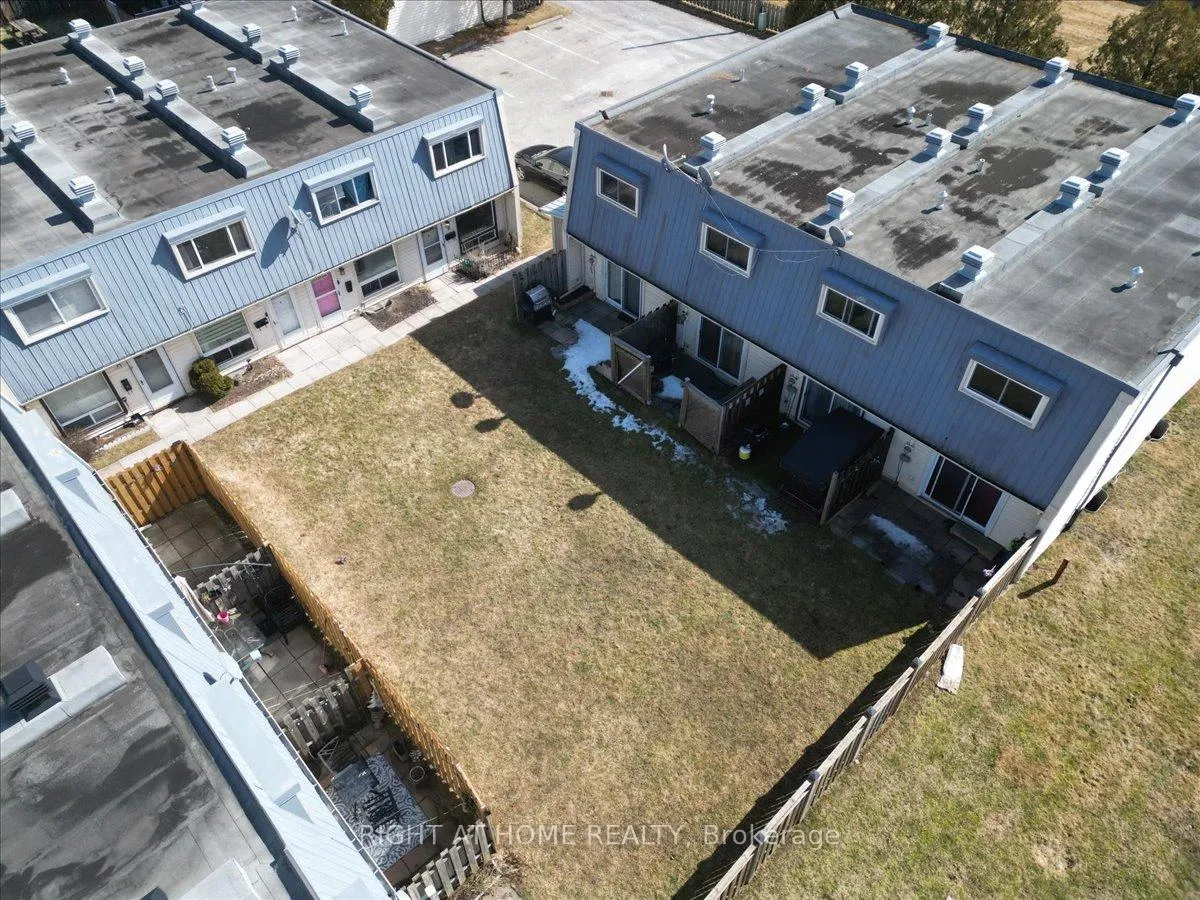 Photo 35 of Unit 11, 8646 Willoughby Drive, Niagara Falls, Chippawa — HOMEH
