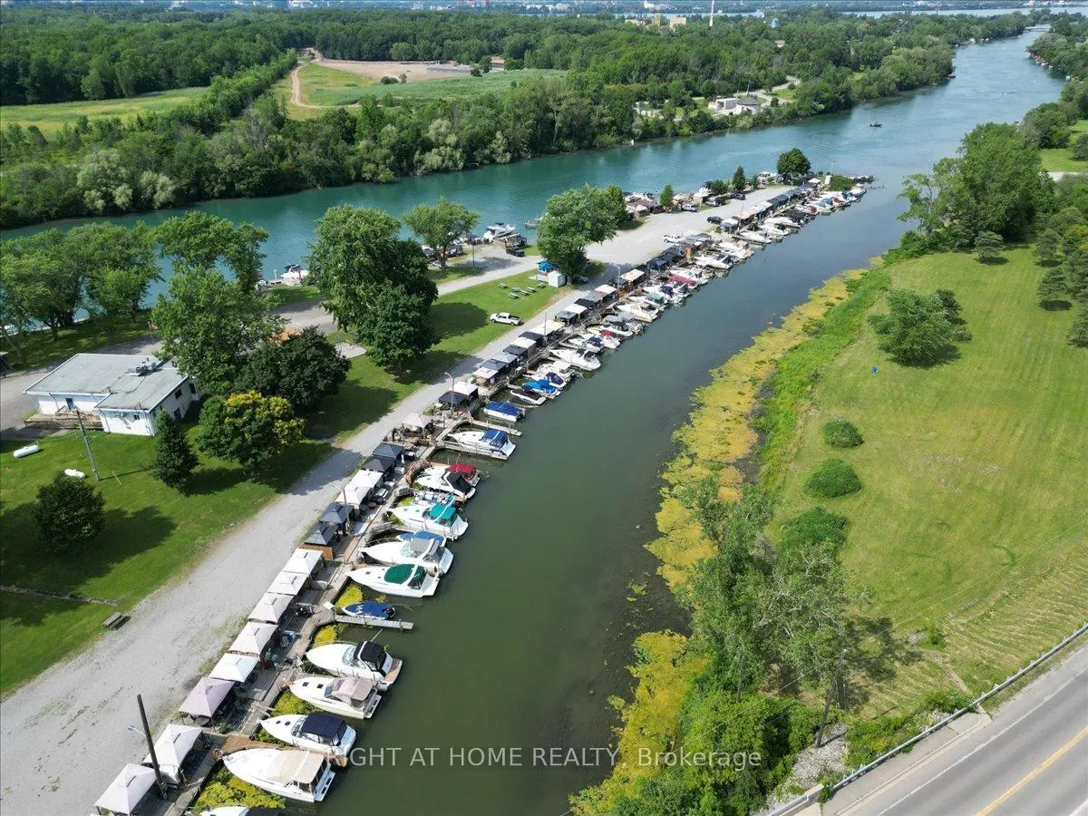Photo 41 of Unit 11, 8646 Willoughby Drive, Niagara Falls, Chippawa — HOMEH