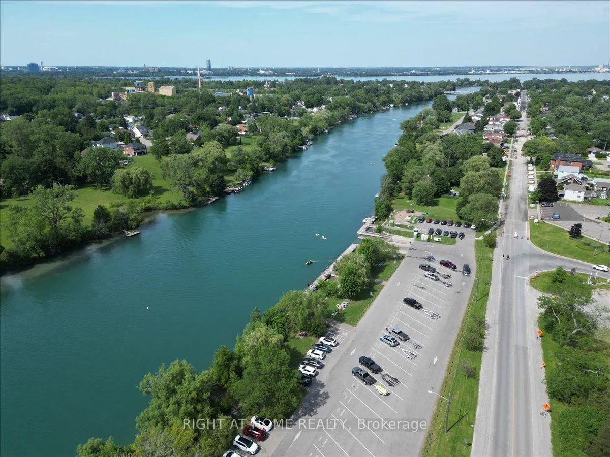 Photo 43 of Unit 11, 8646 Willoughby Drive, Niagara Falls, Chippawa — HOMEH