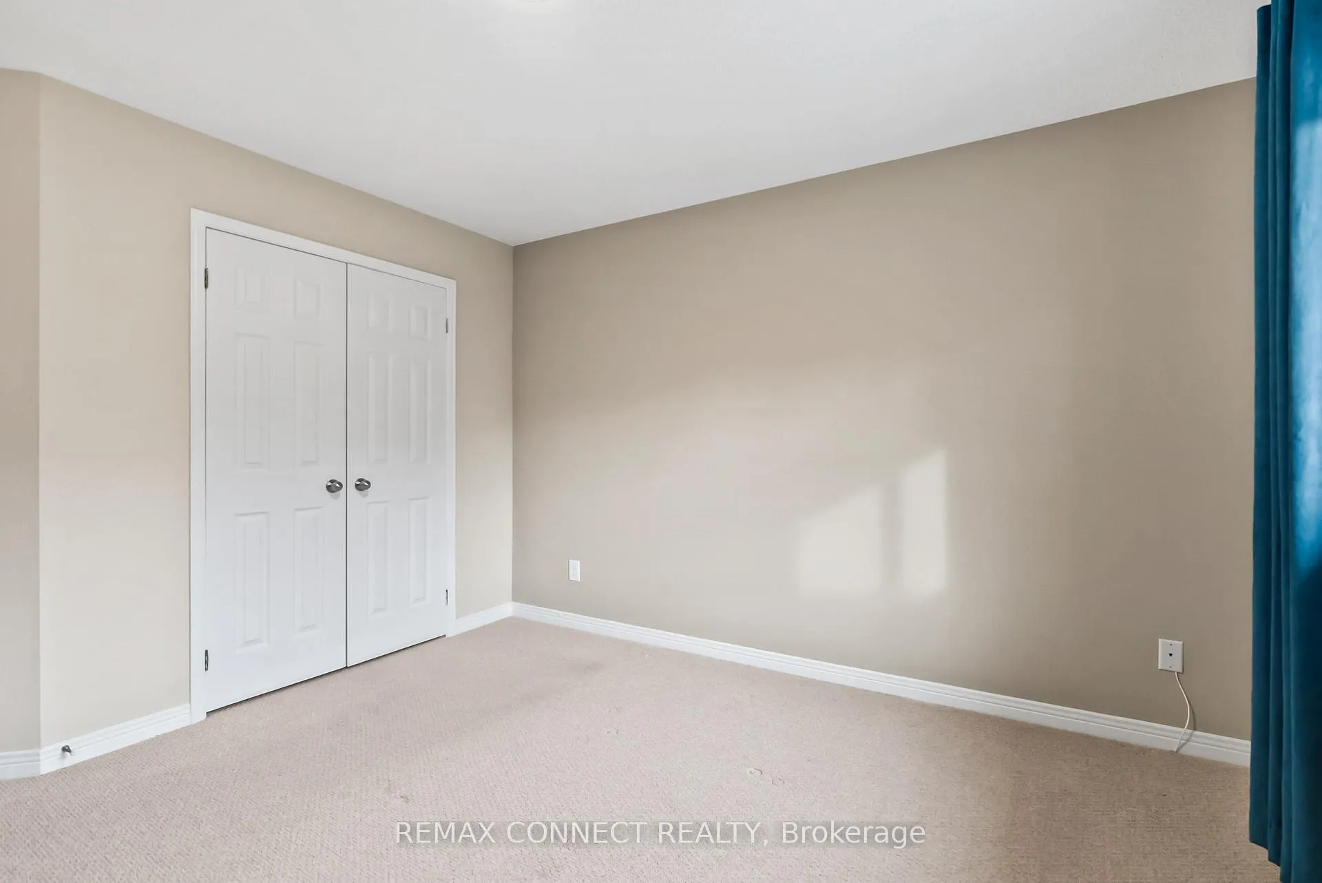 Photo 10 of 21 Caleche Avenue, Clarington, Courtice — HOMEH