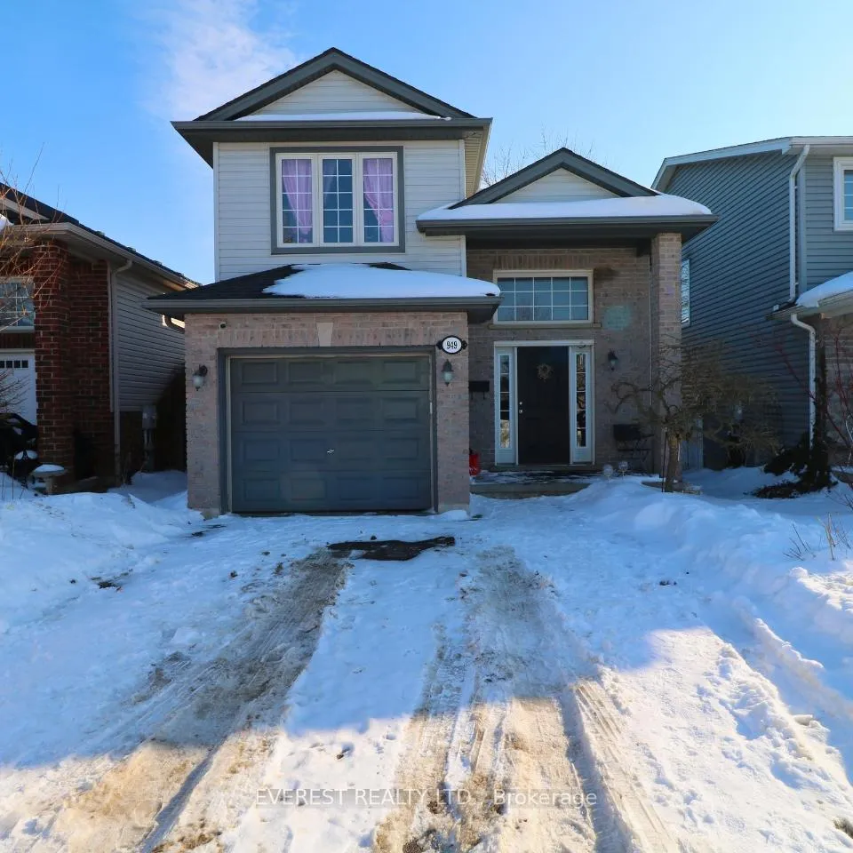 Front of 949 Marigold Street