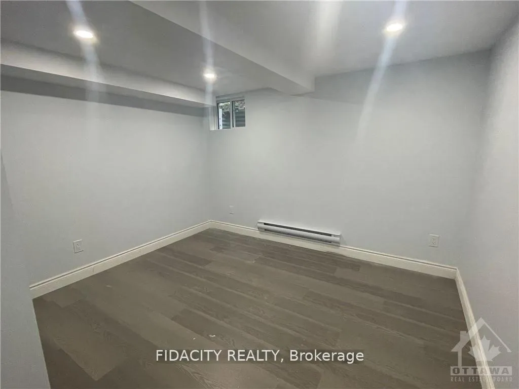 Photo 6 of Unit B, 232 Equestrian Drive, Ottawa, Kanata - Bridlewood — HOMEH