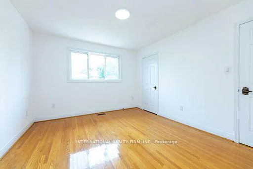 Photo 26 of 17 Southview Drive, Vaughan, Concord — HOMEH