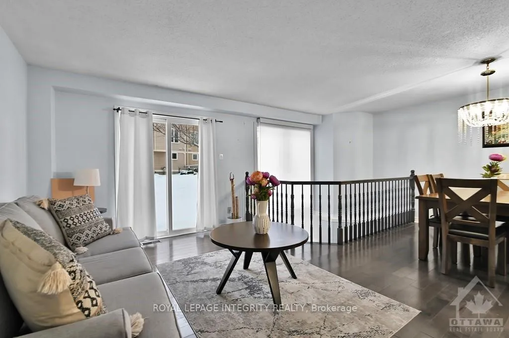 Photo 6 of Unit 35, 1880 Summerfields Crescent, Ottawa, Chapel Hill — HOMEH
