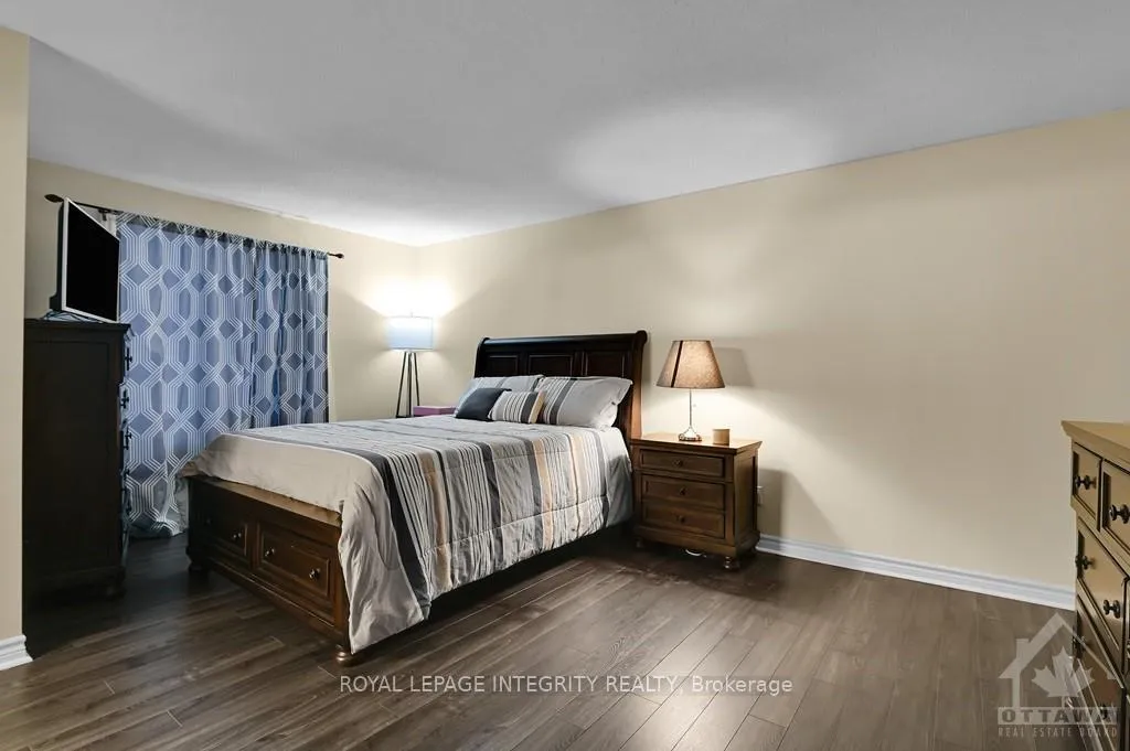 Photo 12 of Unit 35, 1880 Summerfields Crescent, Ottawa, Chapel Hill — HOMEH