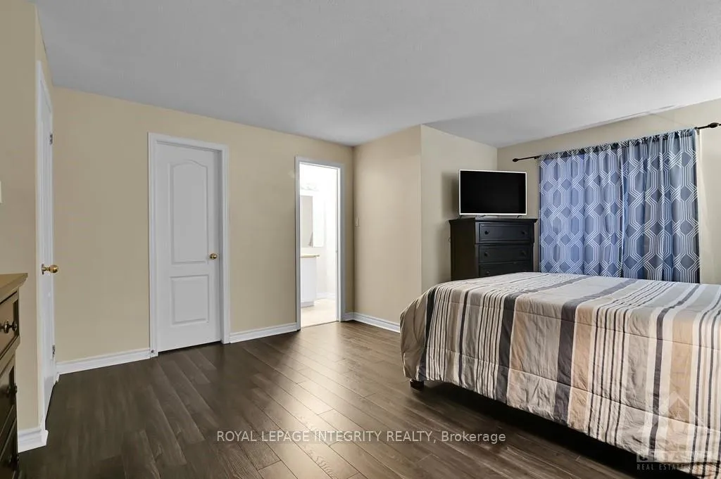 Photo 14 of Unit 35, 1880 Summerfields Crescent, Ottawa, Chapel Hill — HOMEH