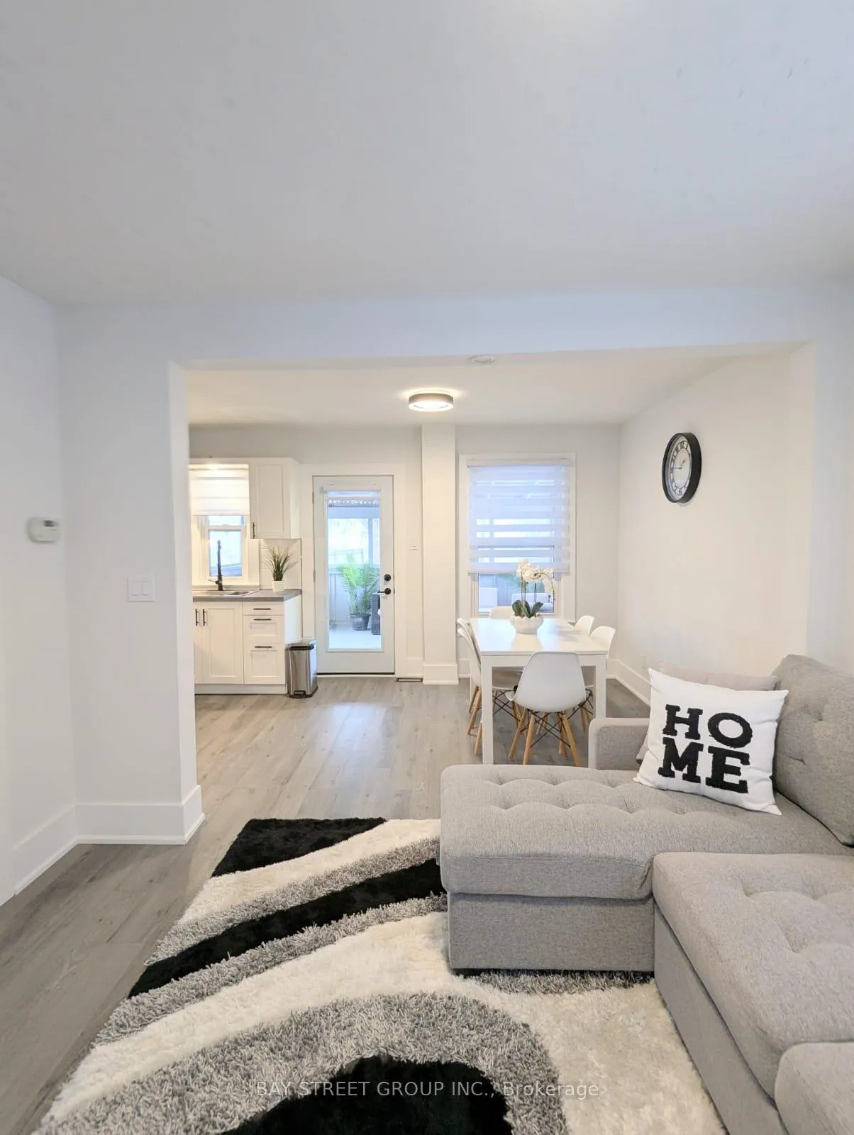 Photo 4 of 34 Tasker Street, St. Catharines, E. Chester — HOMEH