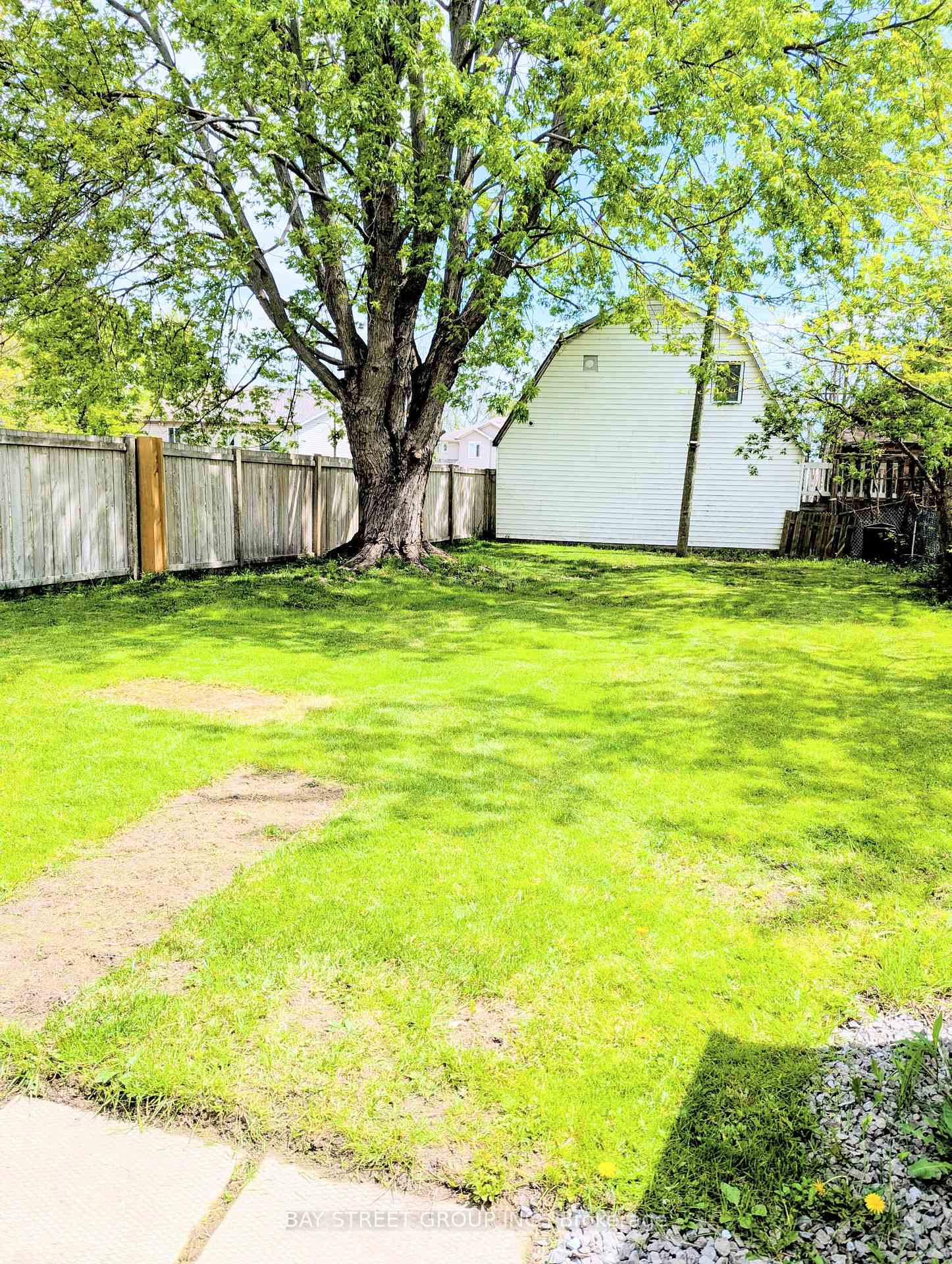 Photo 22 of 34 Tasker Street, St. Catharines, E. Chester — HOMEH
