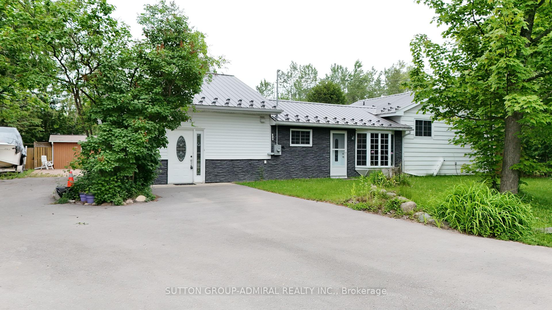 Photo 1 of 2813 Clarkesville Street, Innisfil, Rural Innisfil — HOMEH