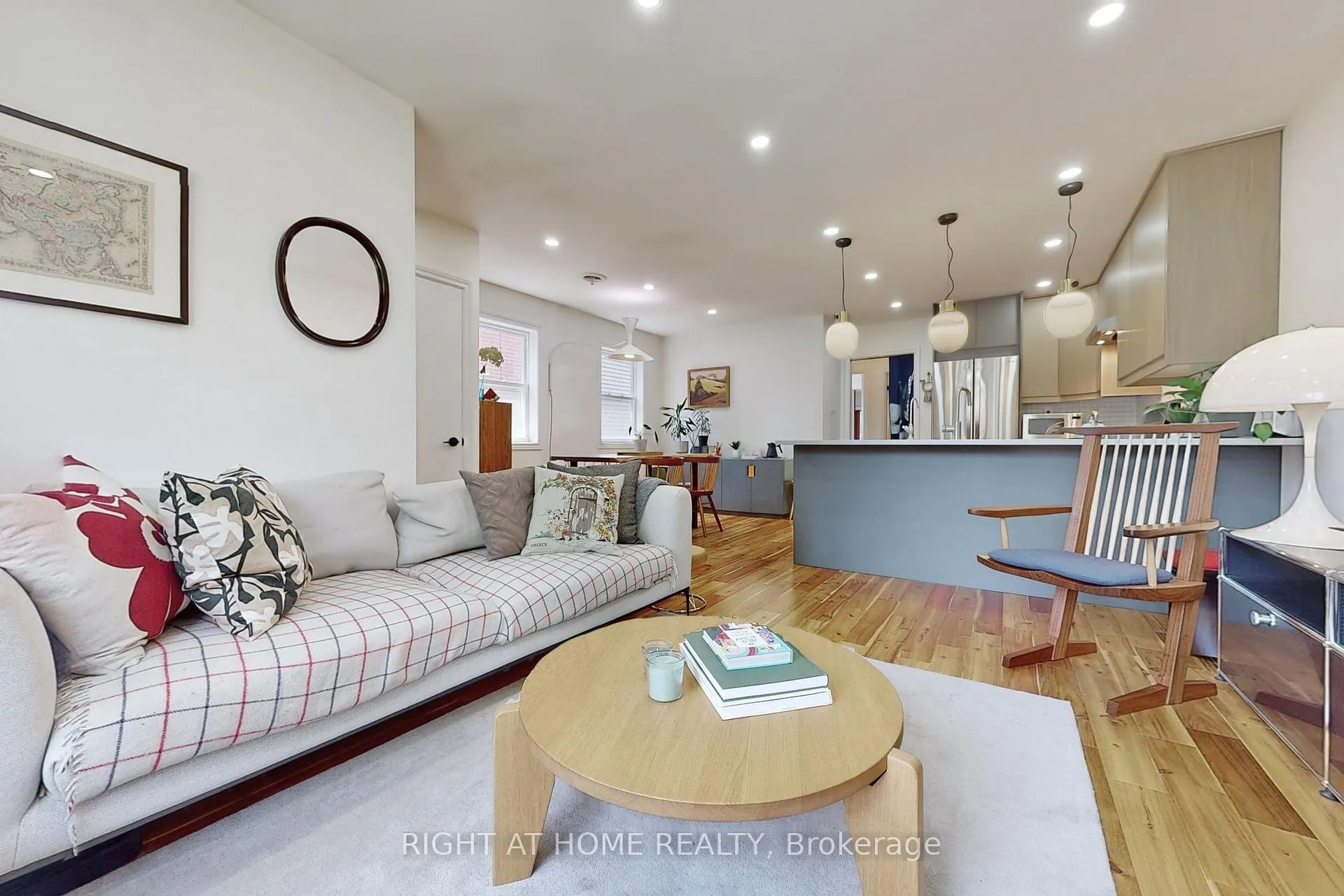Photo 4 of 234 Airdrie Road, Toronto, Leaside — HOMEH