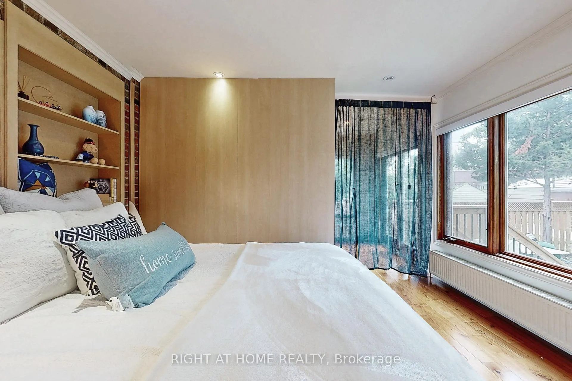 Photo 10 of 234 Airdrie Road, Toronto, Leaside — HOMEH