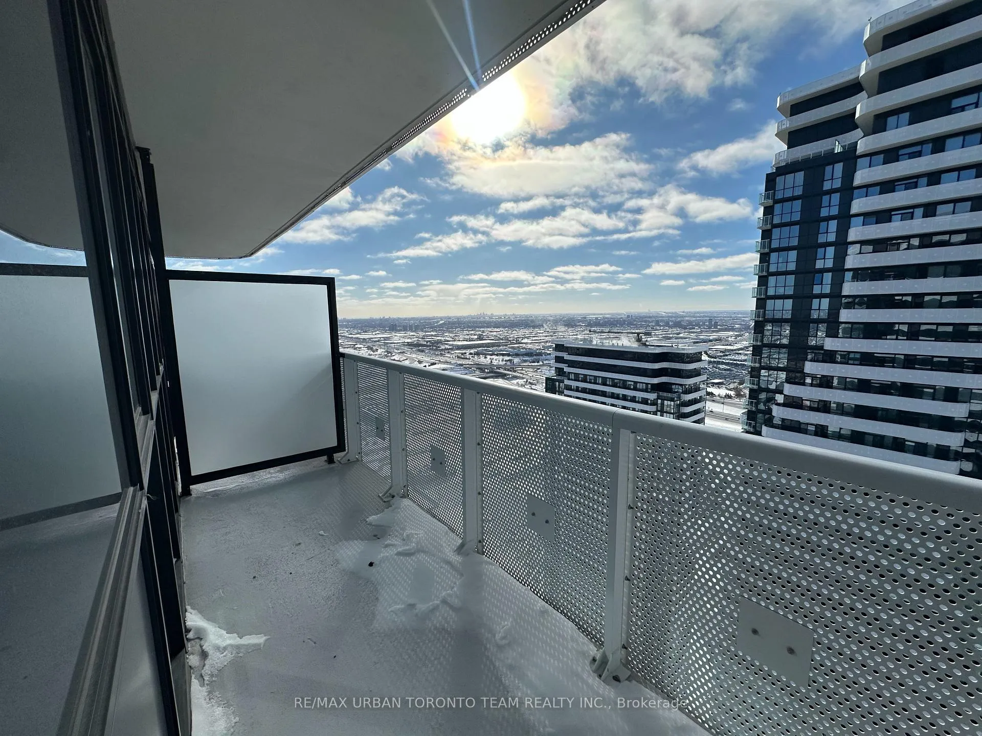 Photo 14 of Unit 5901, 8 Interchange Way, Vaughan, Vaughan Corporate Centre — HOMEH
