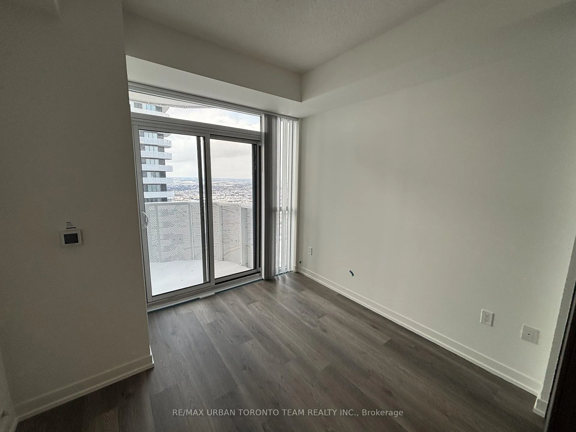 Photo 18 of Unit 5901, 8 Interchange Way, Vaughan, Vaughan Corporate Centre — HOMEH