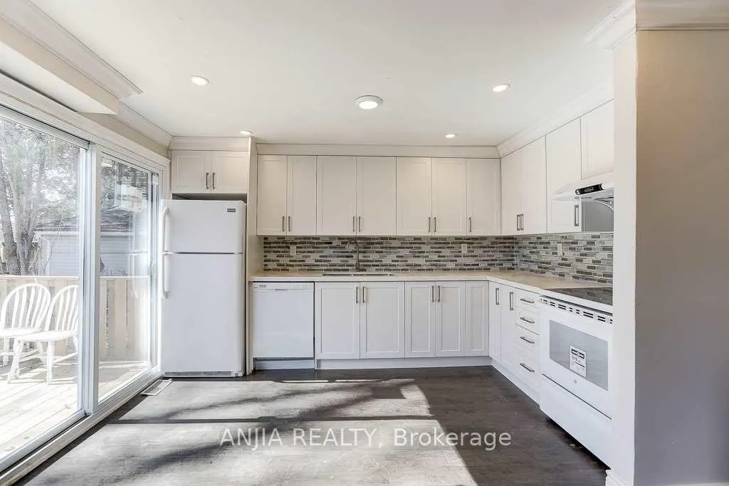 Photo 5 of 23 Riveredge Drive, Georgina, Keswick North — HOMEH