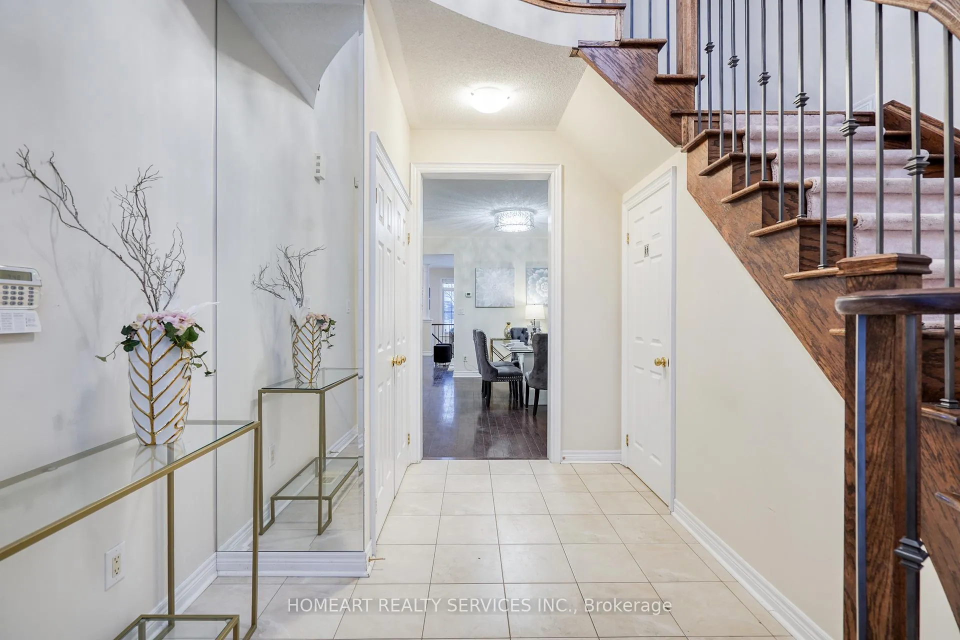 Photo 2 of 25 Gillings Street, Markham, Victoria Square — HOMEH