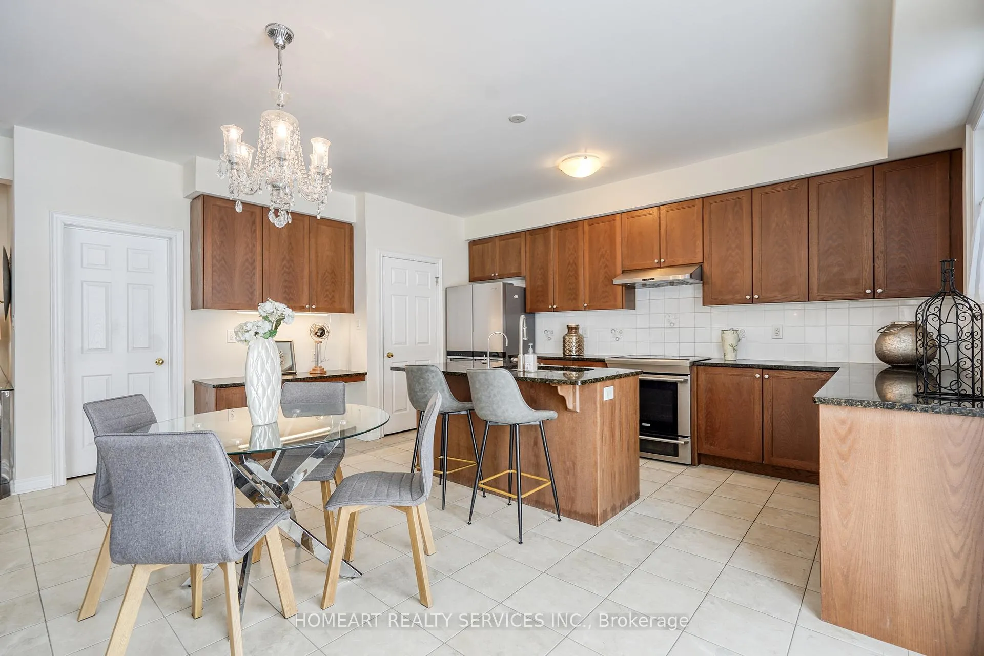 Photo 12 of 25 Gillings Street, Markham, Victoria Square — HOMEH