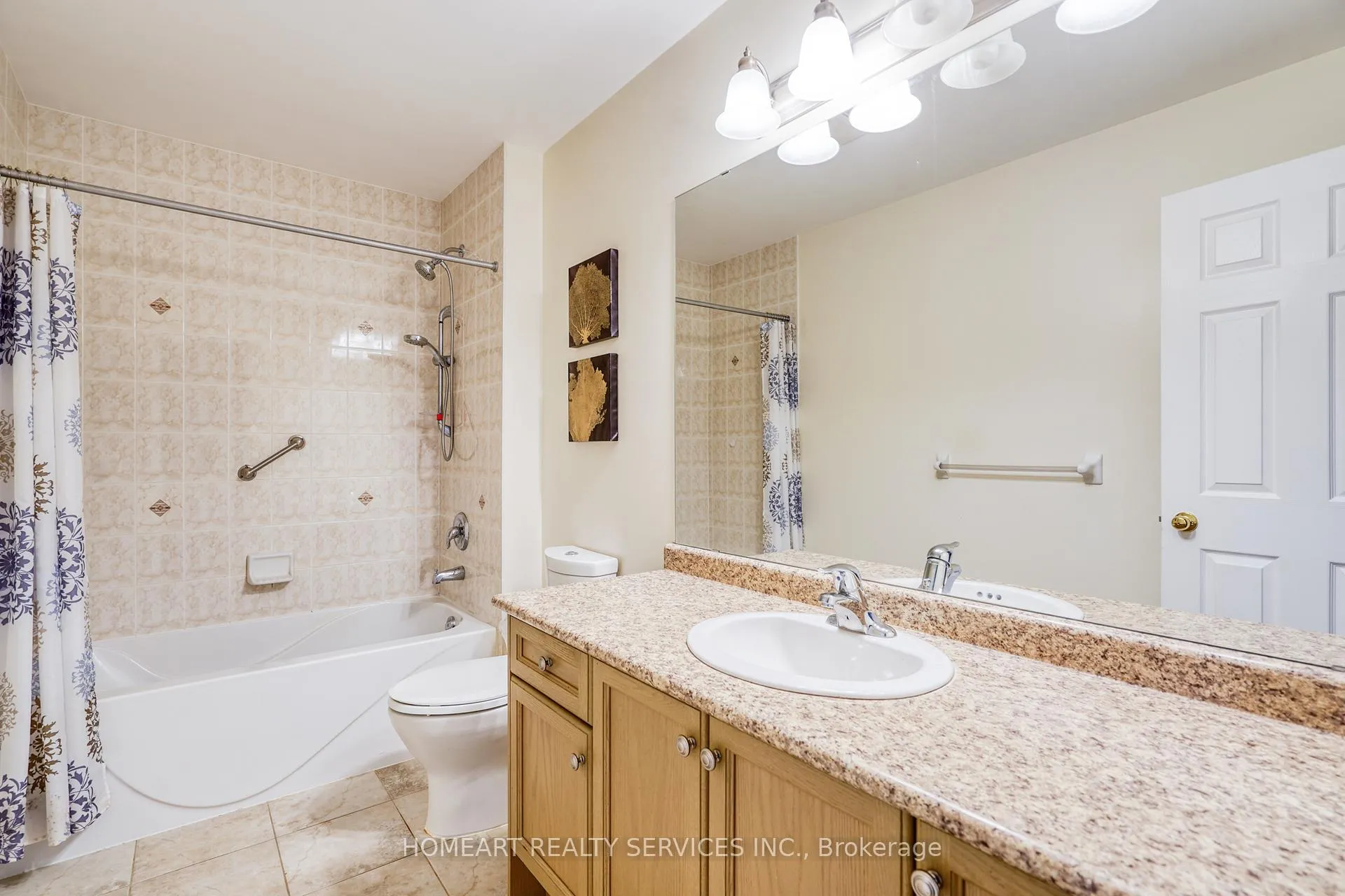 Photo 21 of 25 Gillings Street, Markham, Victoria Square — HOMEH