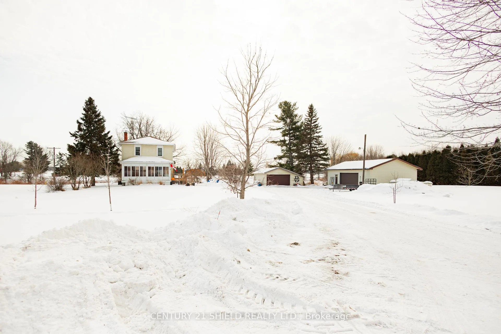 Front of 19864 County Rd 17