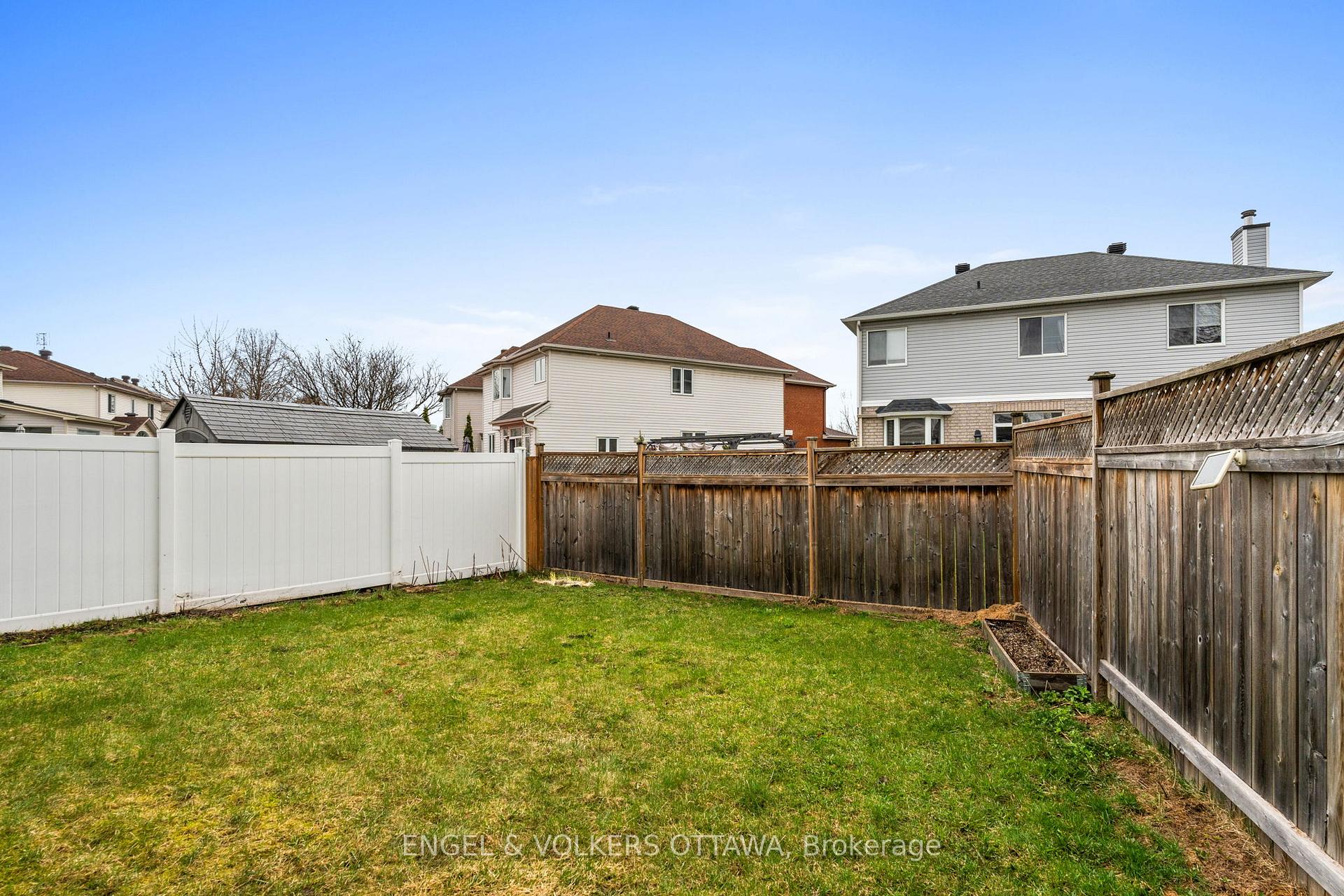 Photo 31 of 18 Fanterra Way, Ottawa, Hunt Club Park/Greenboro — HOMEH
