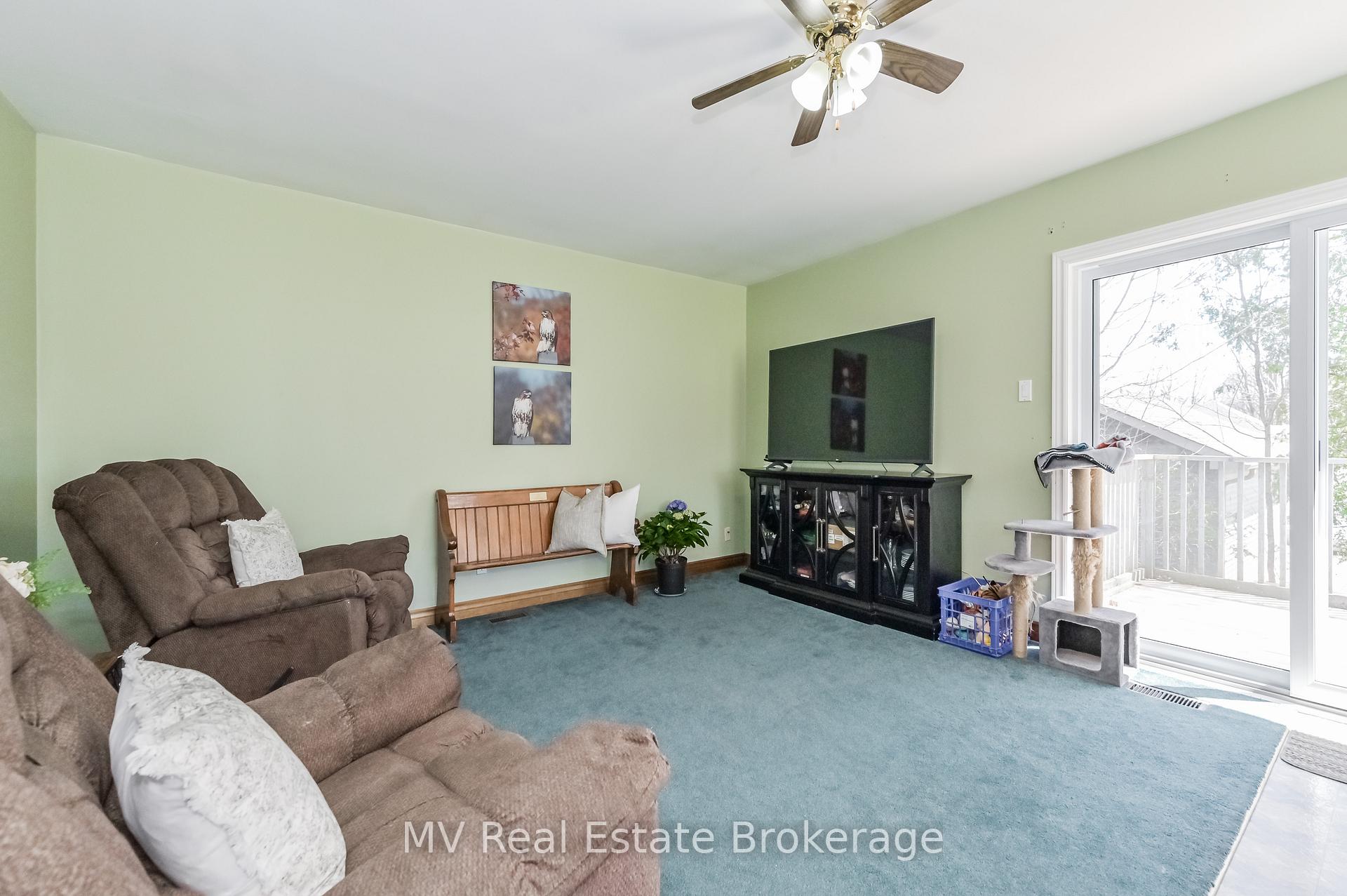 Photo 15 of 25 Graham Street W, Mapleton, Rural Mapleton — HOMEH