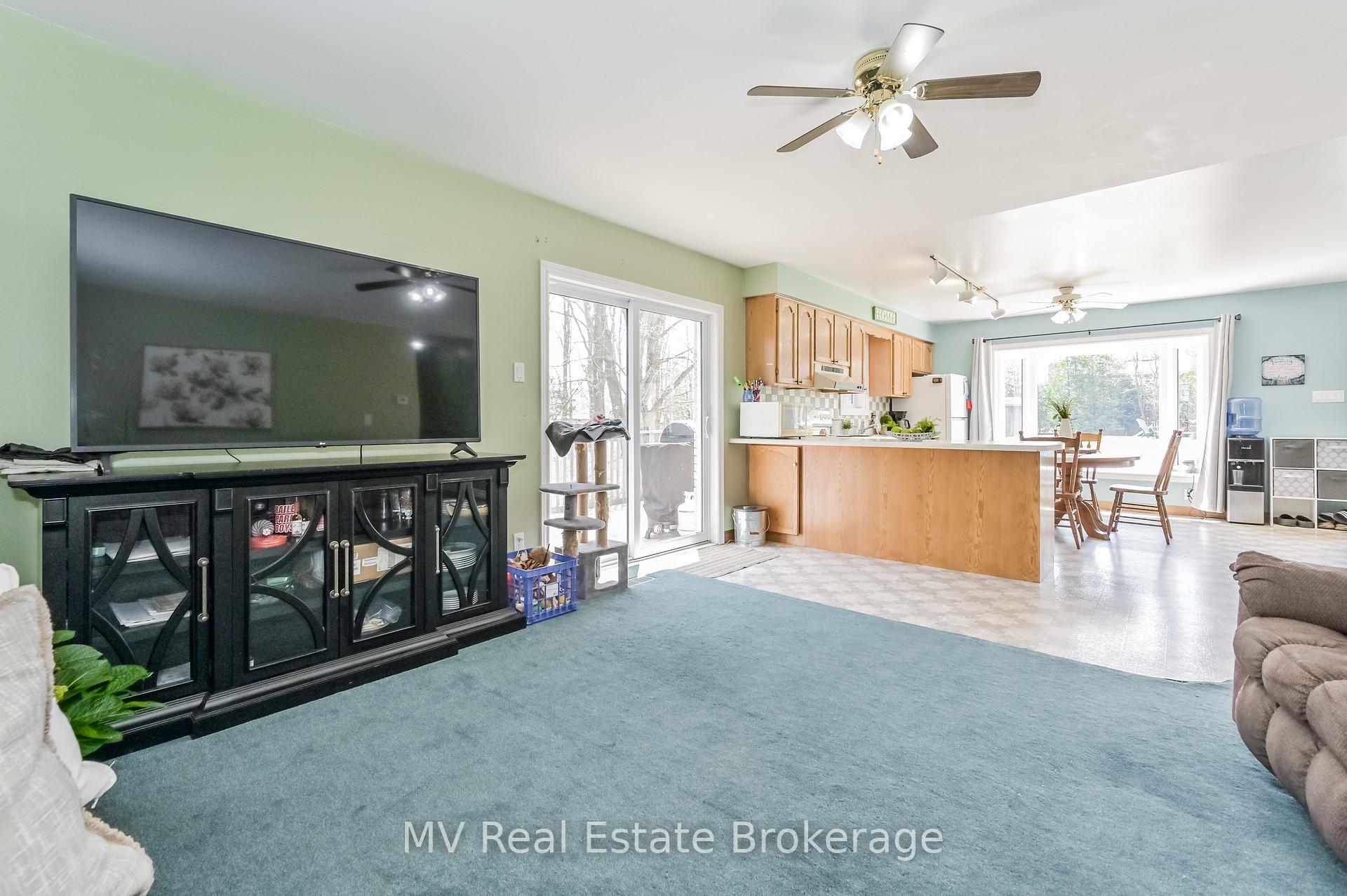 Photo 16 of 25 Graham Street W, Mapleton, Rural Mapleton — HOMEH