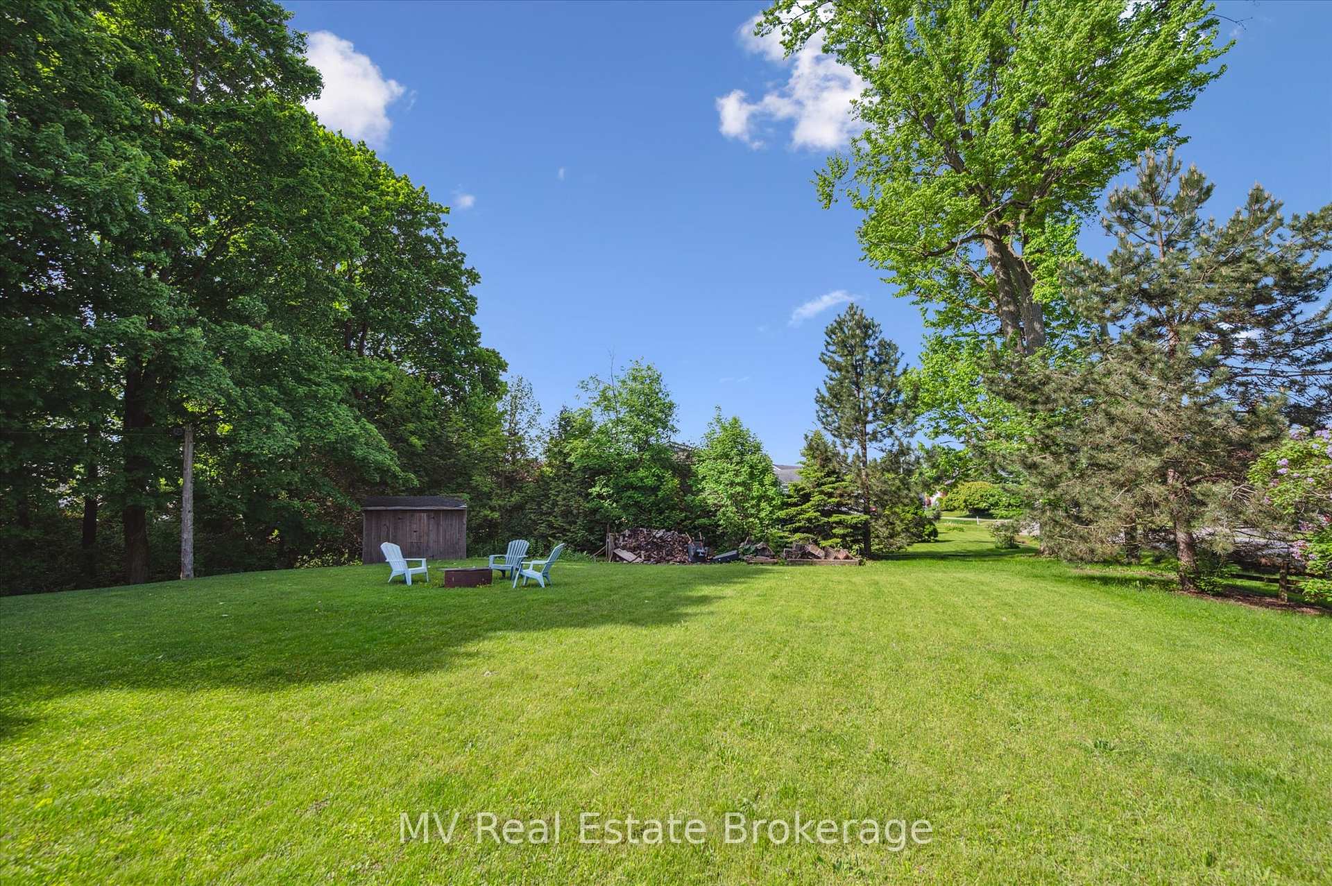 Photo 34 of 25 Graham Street W, Mapleton, Rural Mapleton — HOMEH