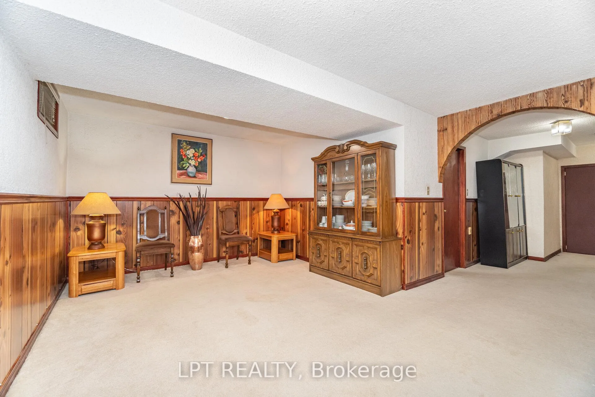 Photo 26 of 27 Woodsview Avenue, Etobicoke, West Humber-Clairville — HOMEH