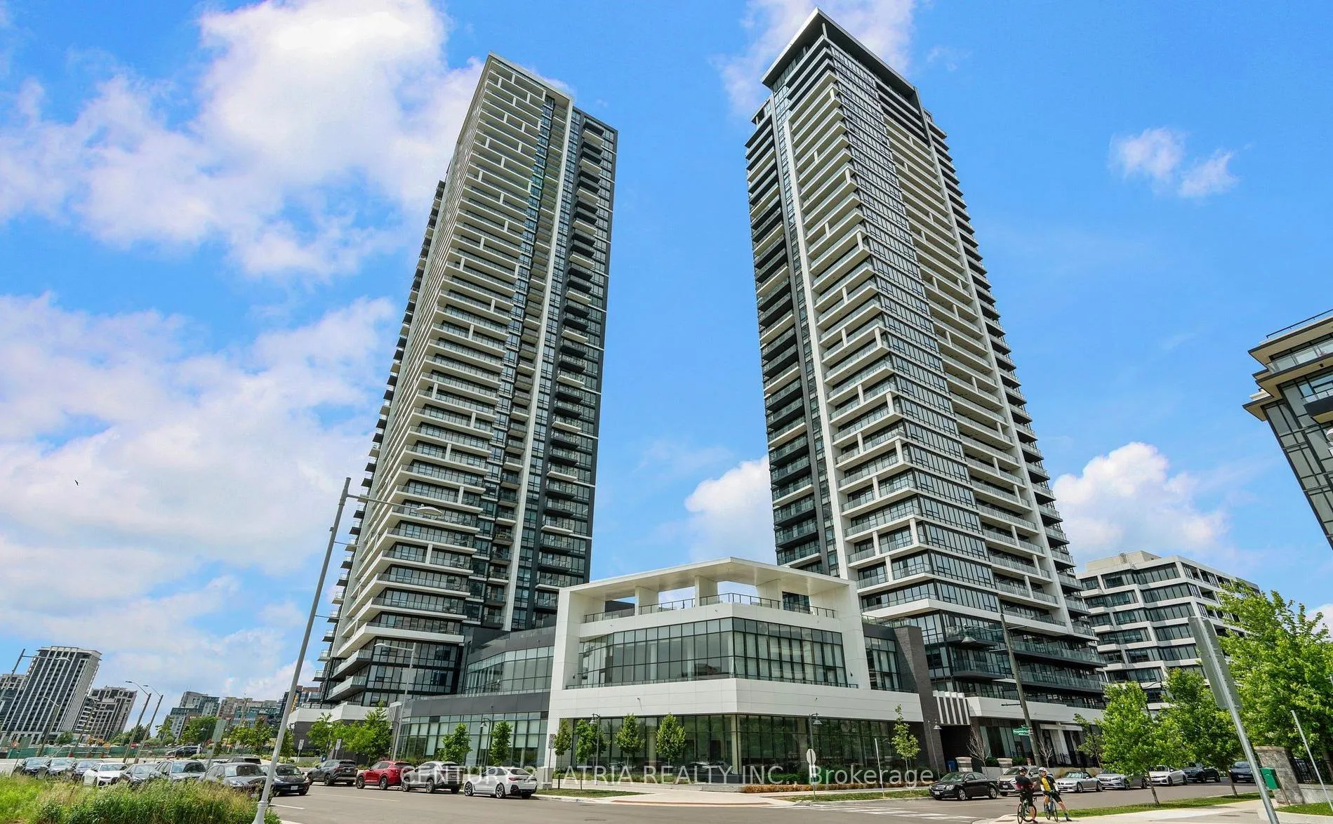 Photo 1 of Unit 908, 18 Water Walk Drive, Markham, Unionville — HOMEH