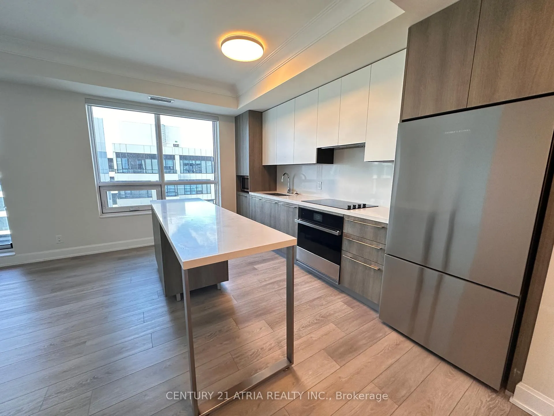 Photo 5 of Unit 908, 18 Water Walk Drive, Markham, Unionville — HOMEH