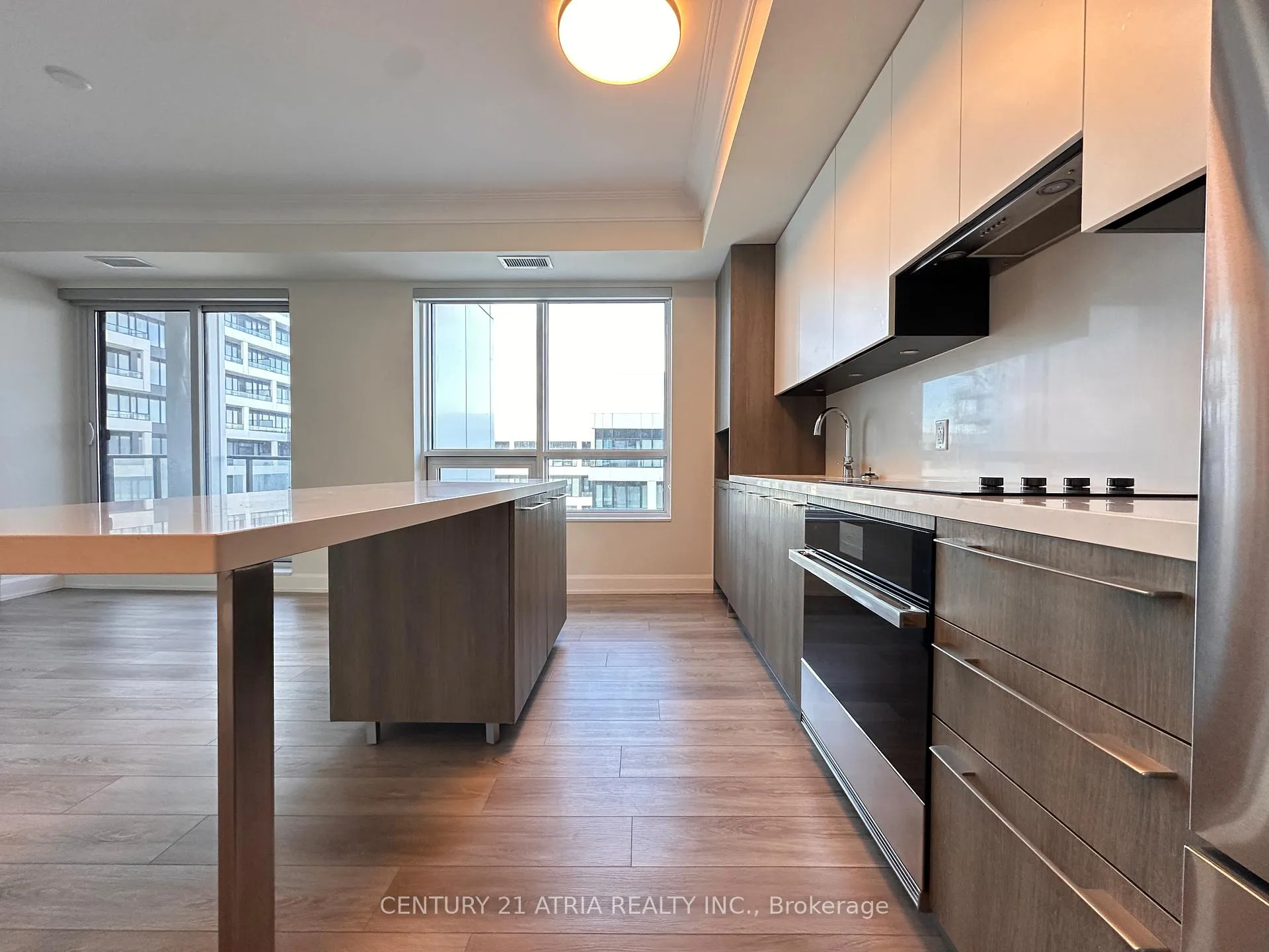 Photo 6 of Unit 908, 18 Water Walk Drive, Markham, Unionville — HOMEH