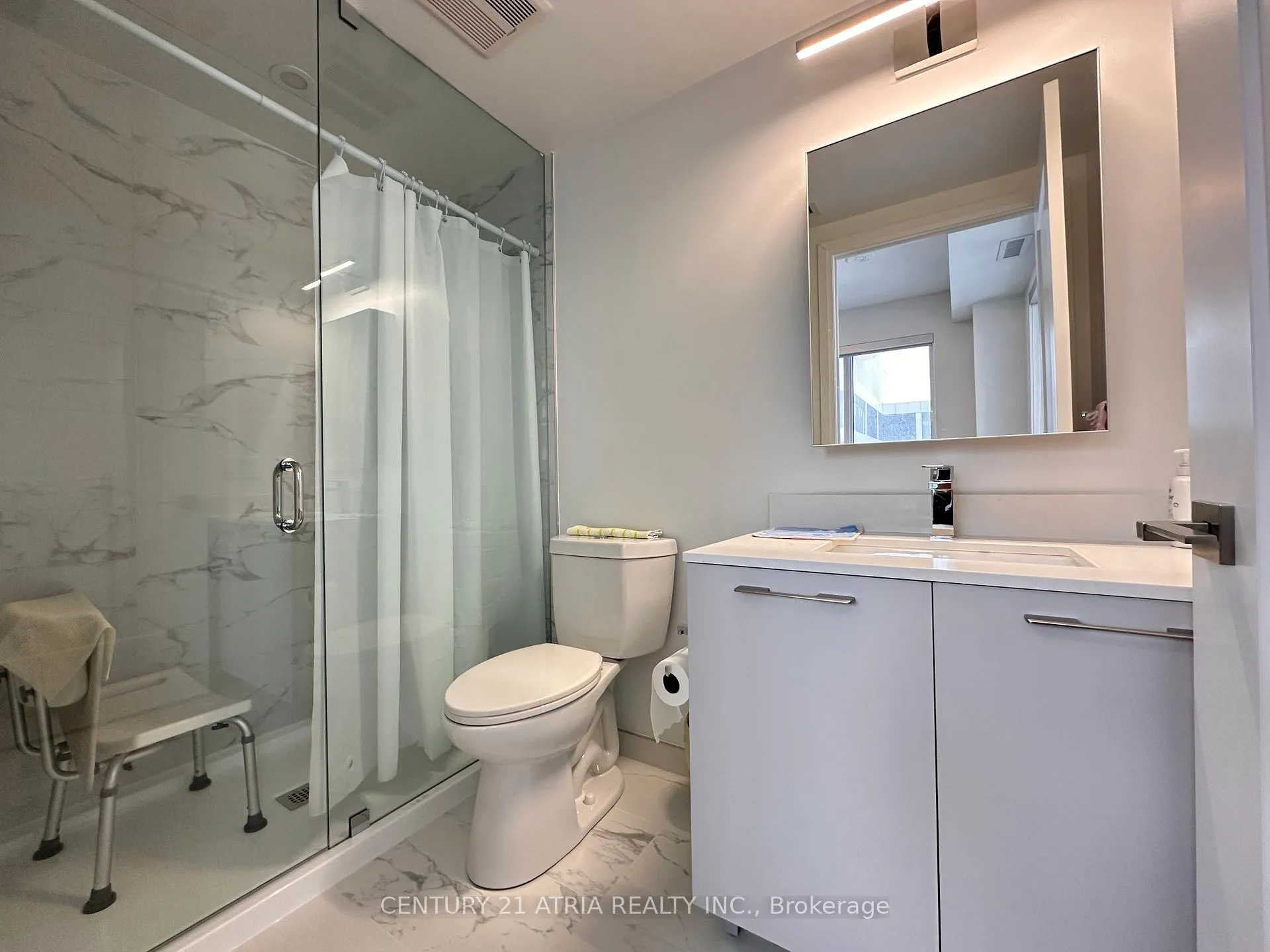Photo 10 of Unit 908, 18 Water Walk Drive, Markham, Unionville — HOMEH