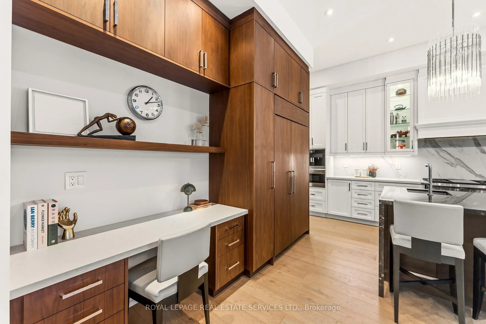 Photo 17 of 112 Mildenhall Road, Toronto, Lawrence Park North — HOMEH