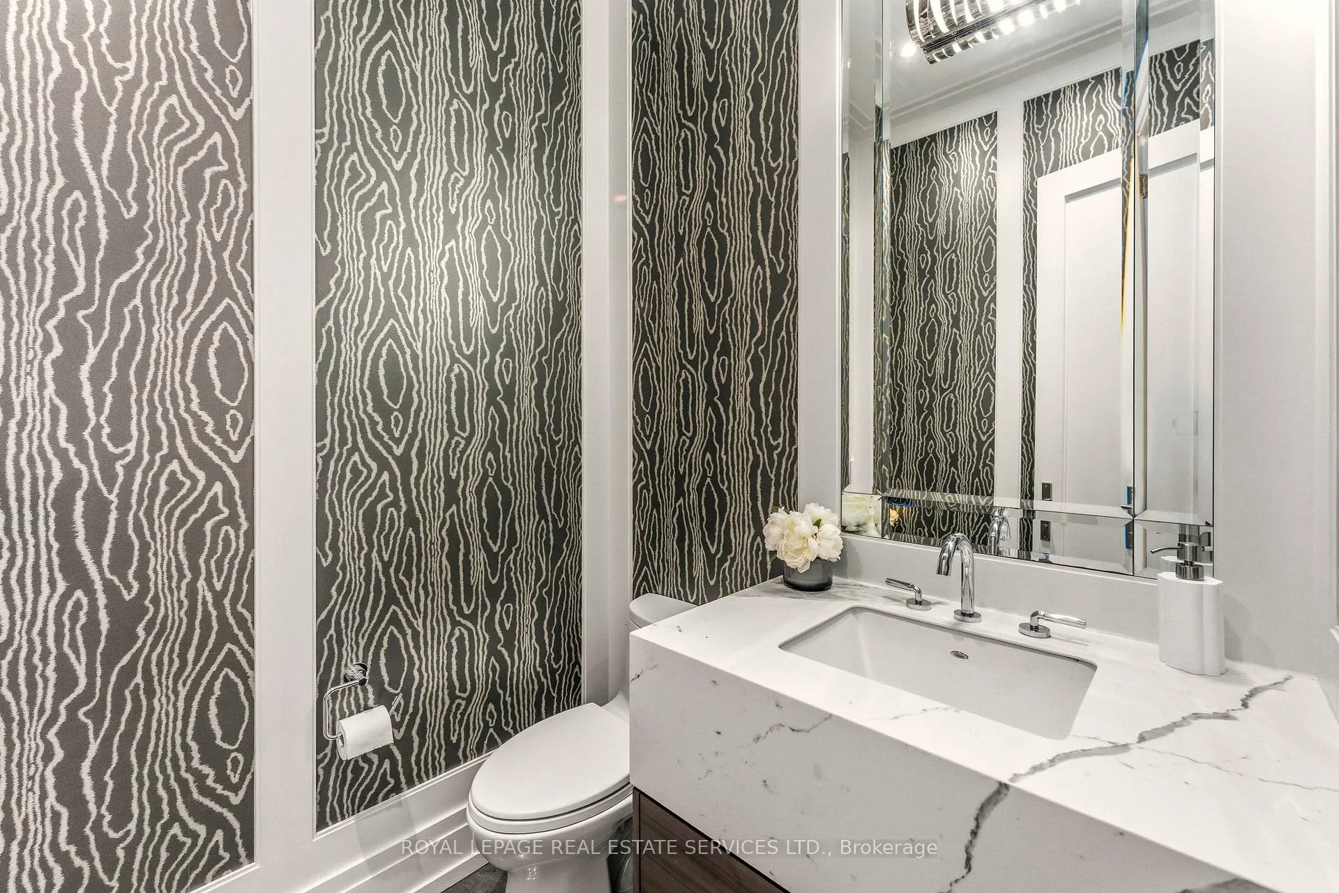 Photo 21 of 112 Mildenhall Road, Toronto, Lawrence Park North — HOMEH