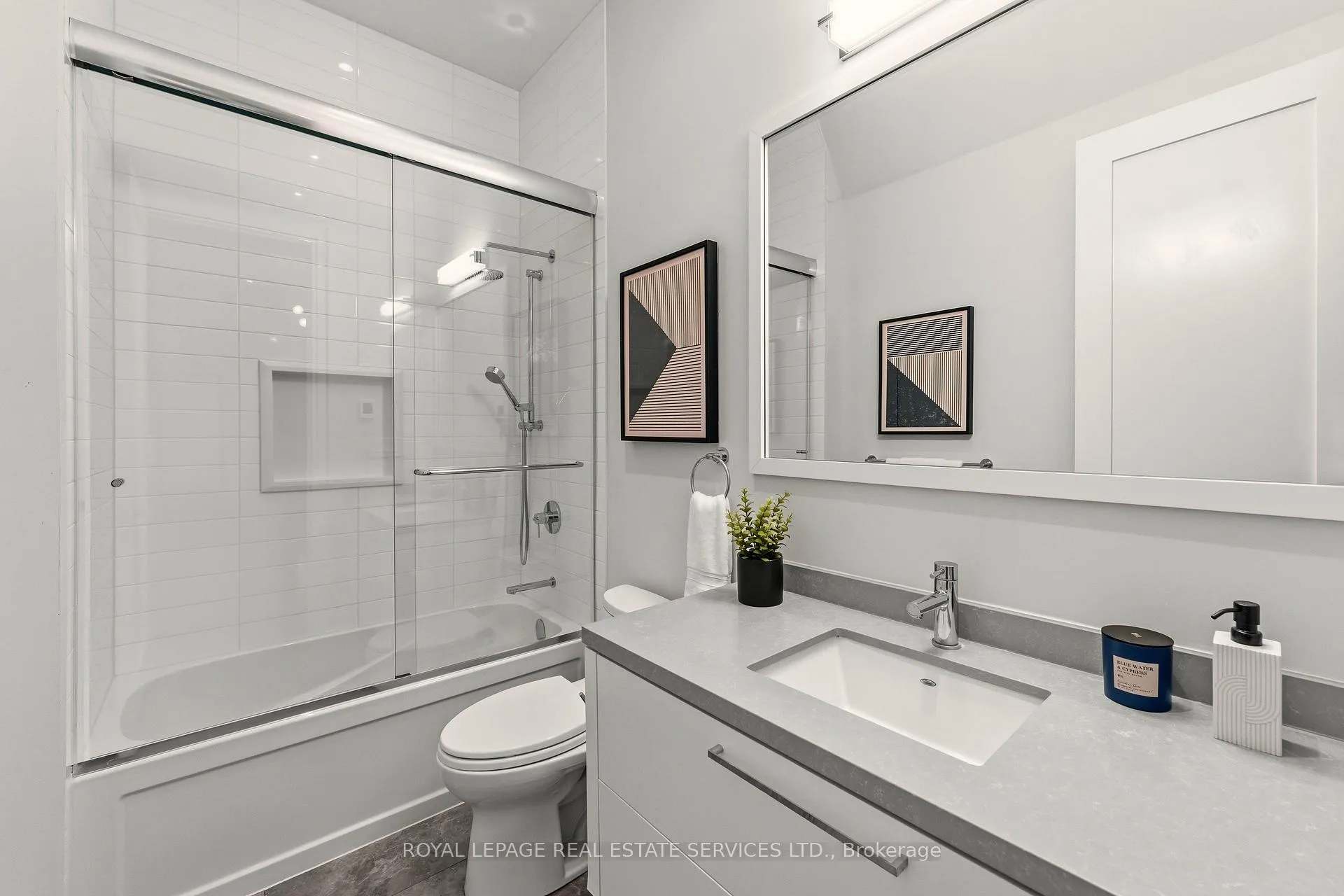Photo 34 of 112 Mildenhall Road, Toronto, Lawrence Park North — HOMEH