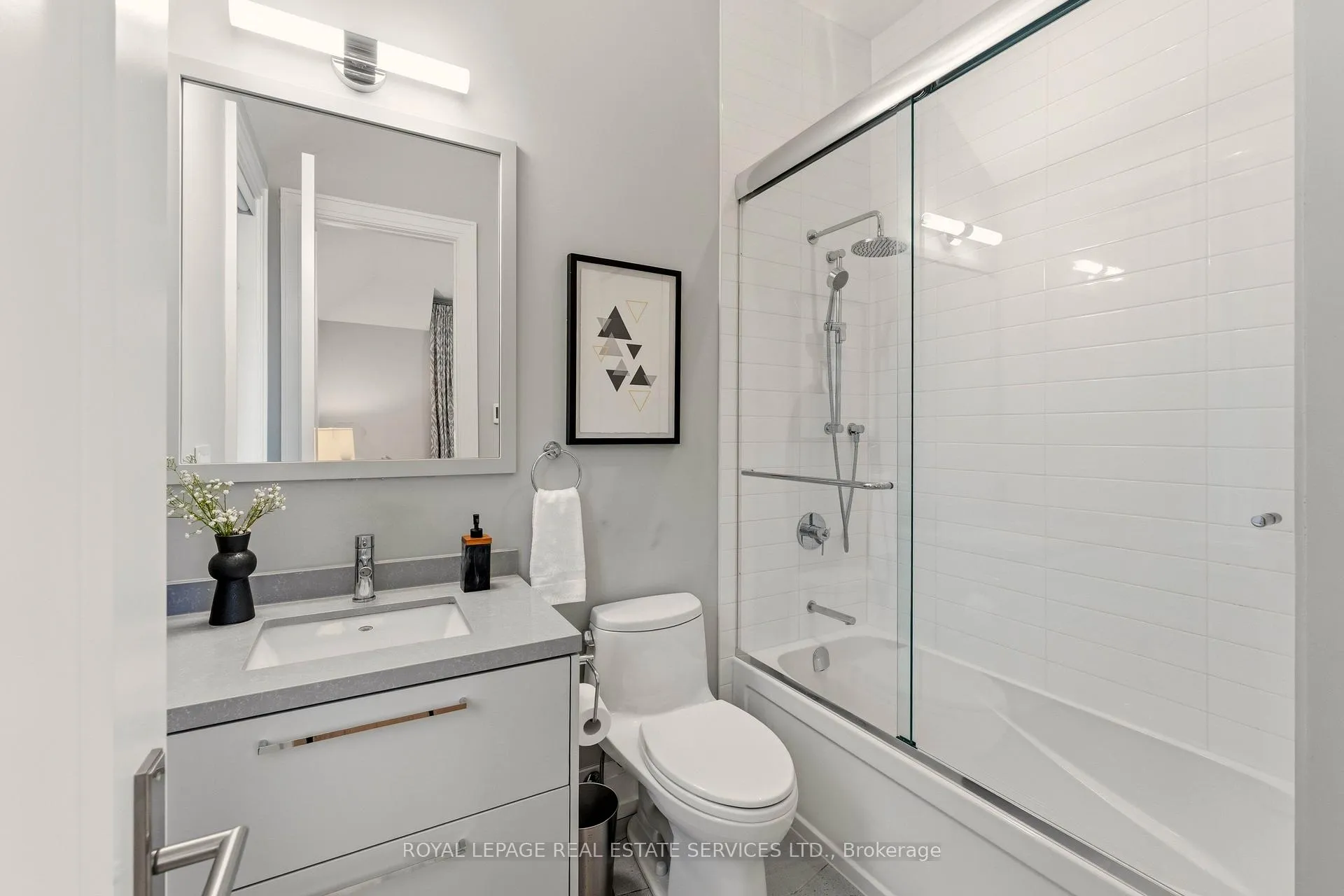 Photo 36 of 112 Mildenhall Road, Toronto, Lawrence Park North — HOMEH