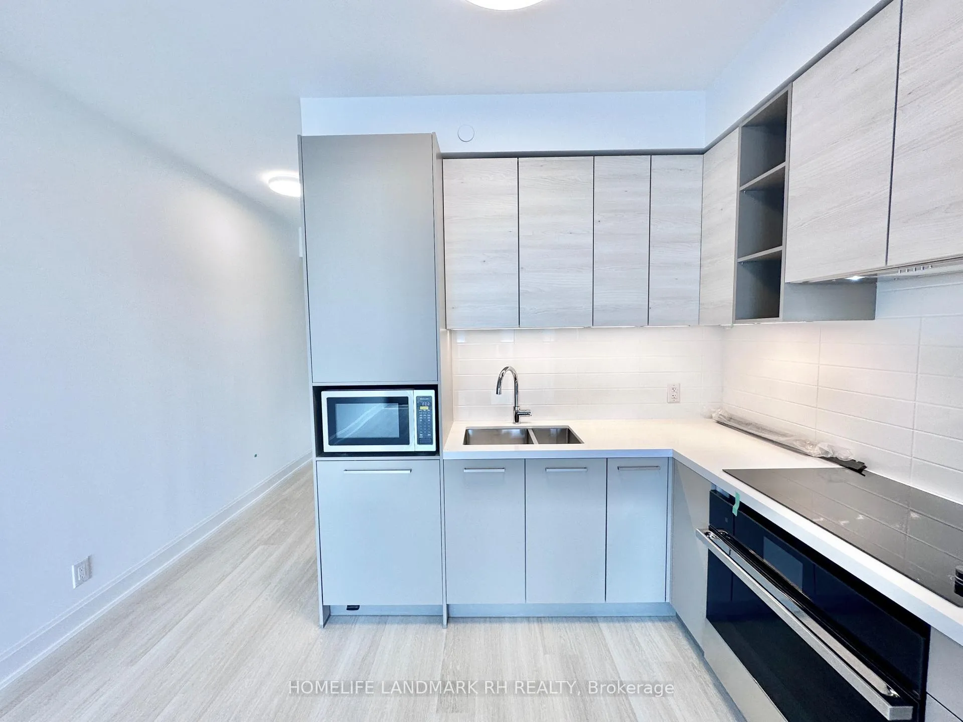Photo 10 of Unit 706, 12 Gandhi Lane, Markham, Commerce Valley — HOMEH