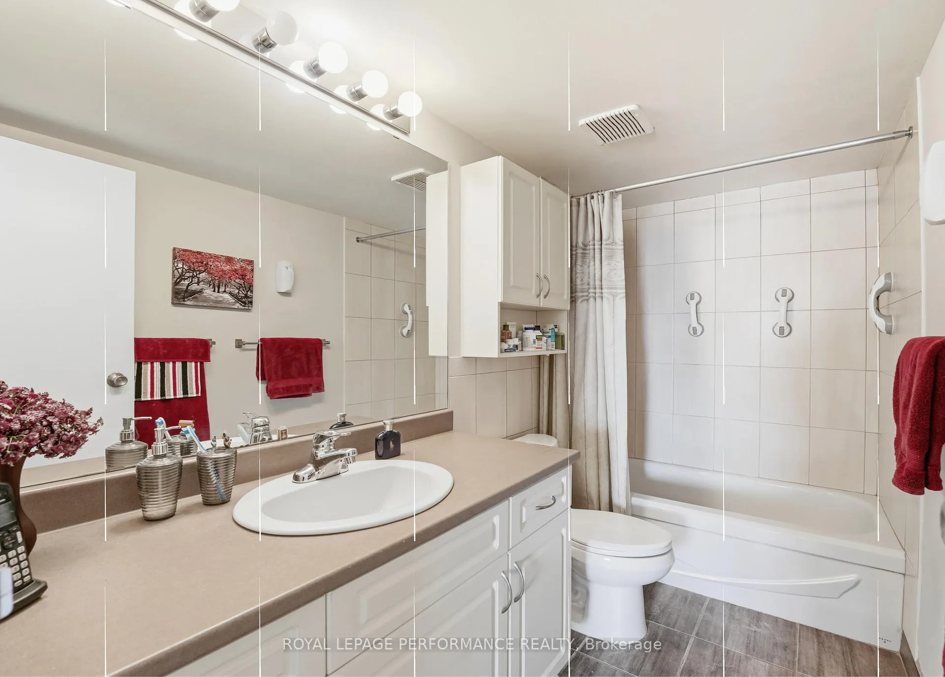 Photo 17 of Unit 412, 225 Alvin Road N, Ottawa, Manor Park — HOMEH