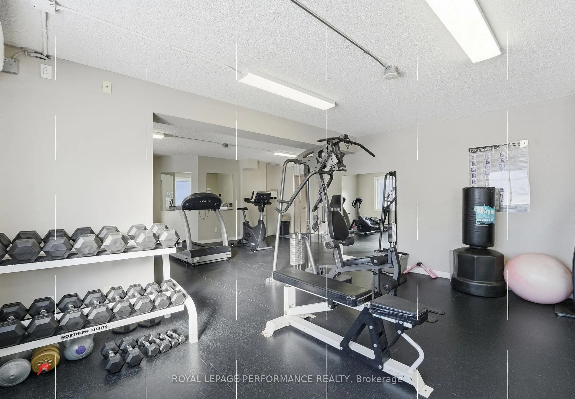 Photo 21 of Unit 412, 225 Alvin Road N, Ottawa, Manor Park — HOMEH